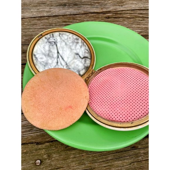 VIntage 1960s Rex 5th Ave. XL Compact Face Powder Floral Pansy - Picture 9 of 11